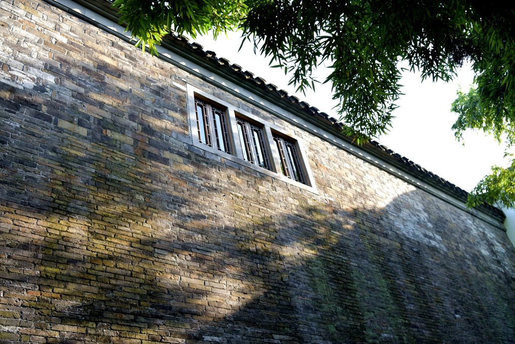 beat365官网中文|医生炫富会否加剧医患对立?(图2)